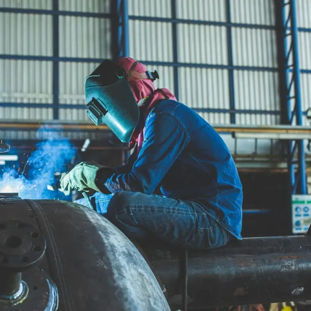 ASESORÍA TÉCNICA Y SERVICIOS.